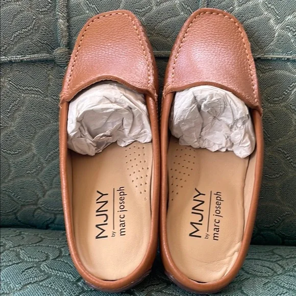 Marc Joseph NY women’s Tan Loafers - Picture 6 of 7